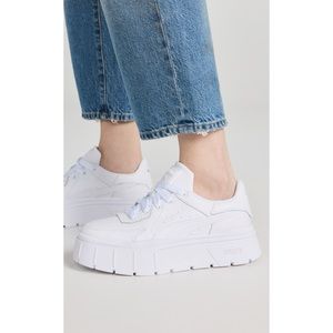 PUMA Mayze Stack Edgy Sneaker